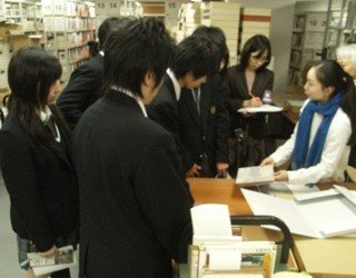 書庫探検.JPG
