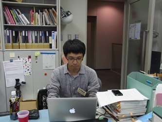 奥村さん作業中.JPG