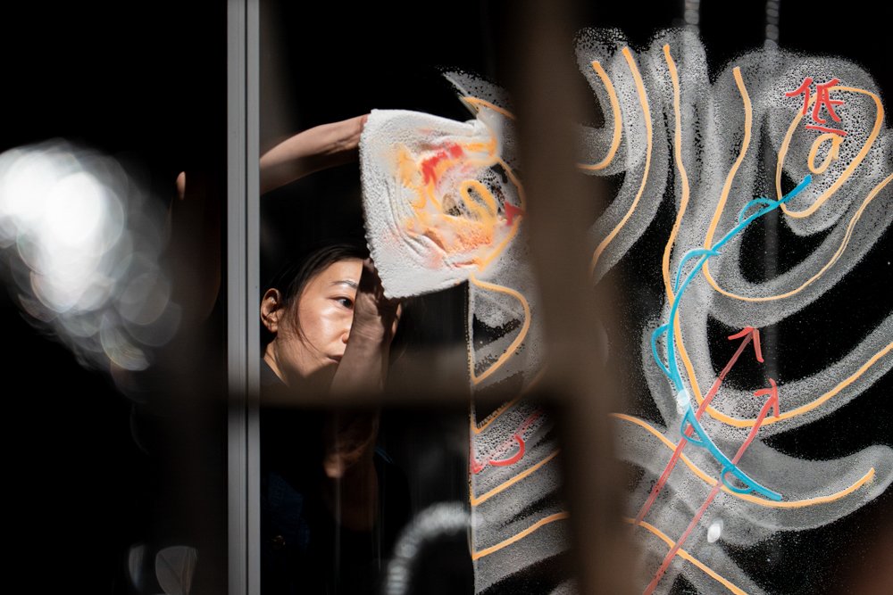 Performance scene of Spirits Cubed, 2020 Photo: Ryuichi Maruo