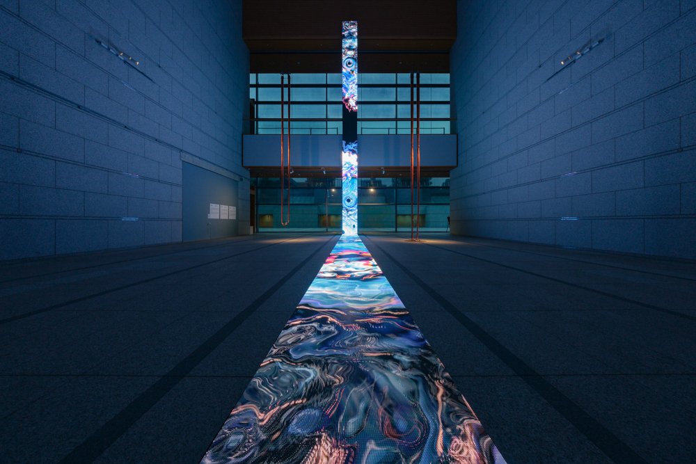 Yoichi Ochiai, "Liquid Universe: End-to-End Transformation of Digital Nature"; "The Turn of Longing for Mass and other works." Photo: Ookura Hideki | KUROME photo studio.