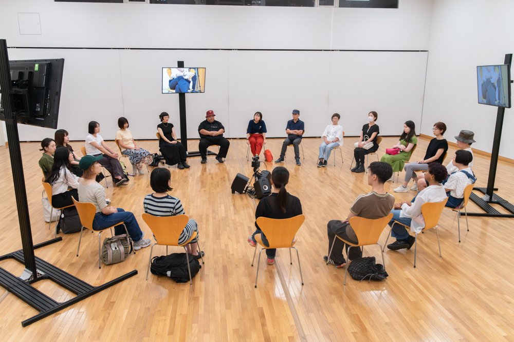 カレル・ファン・ラーレ パフォーマンス《Contact》2025年9月13日–15日　撮影：村田啓
